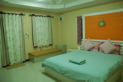 Baan Im Em Hotel Pattaya Exterior photo